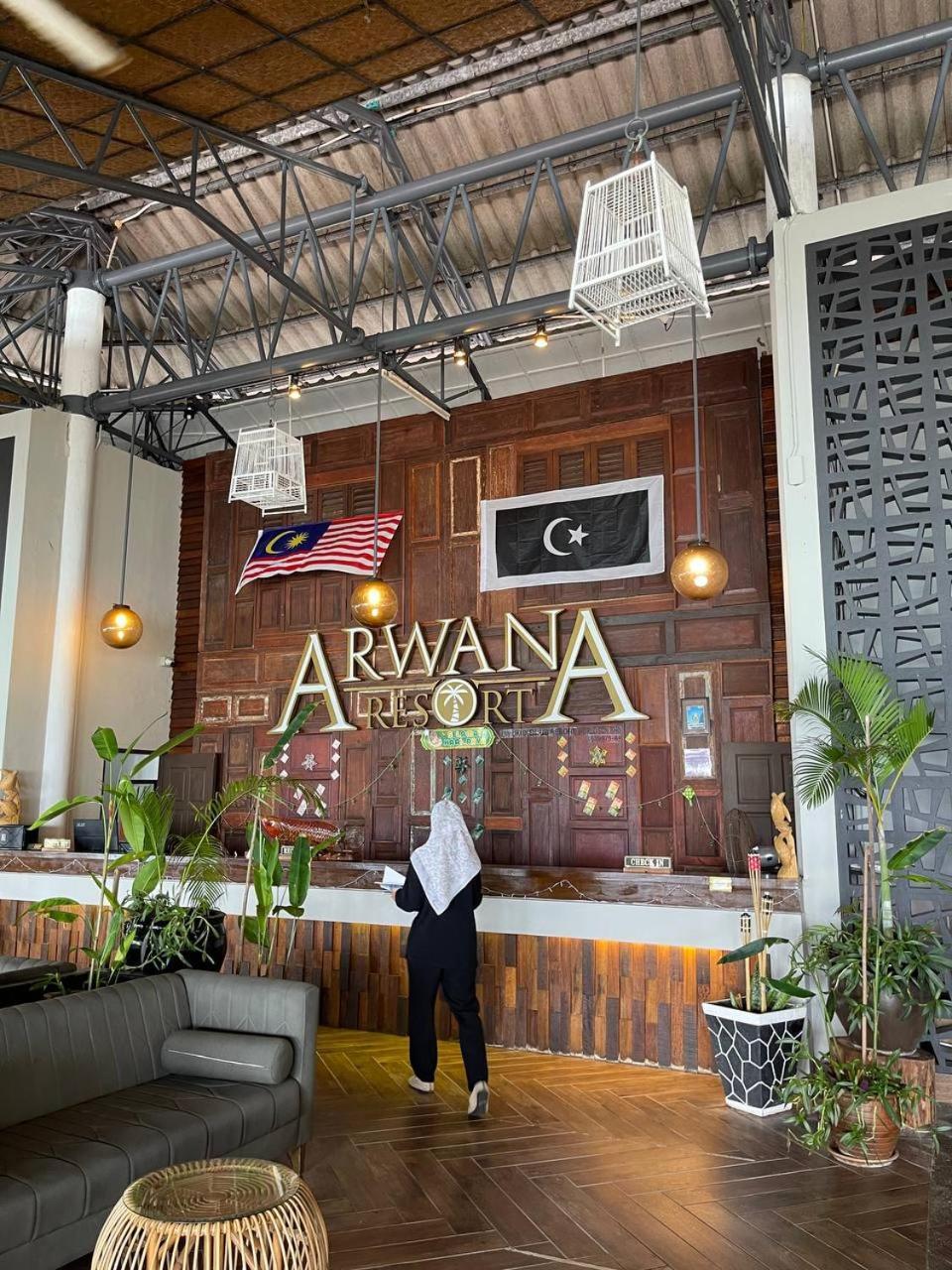 Beach Resort - Arwana Perhentian Besar Kampung Kuala Besut Exterior photo